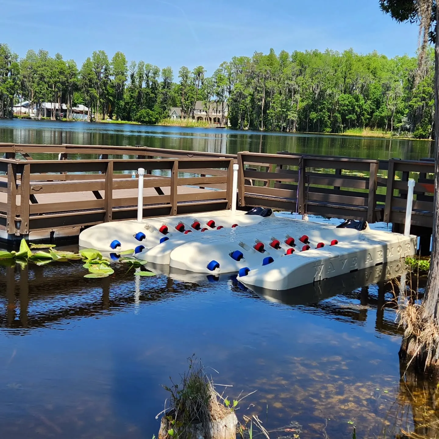 Right Dock Style: Triple Wave Armor PWC Port